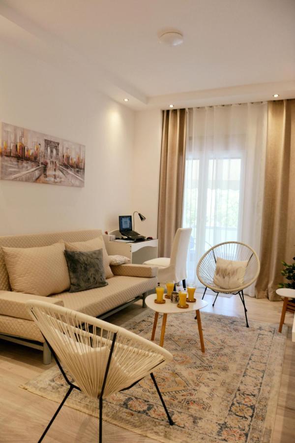 Sunny Days In Athens Apartment Bagian luar foto