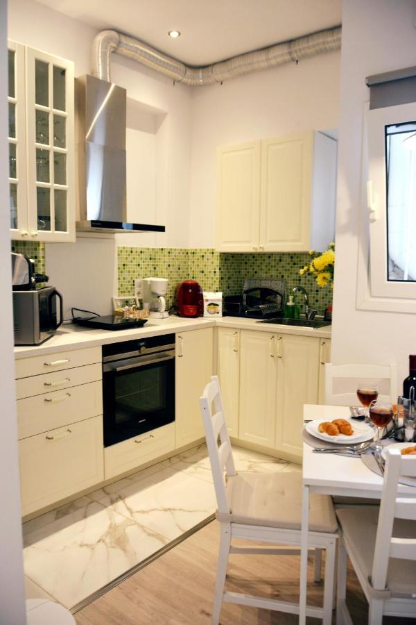 Sunny Days In Athens Apartment Bagian luar foto